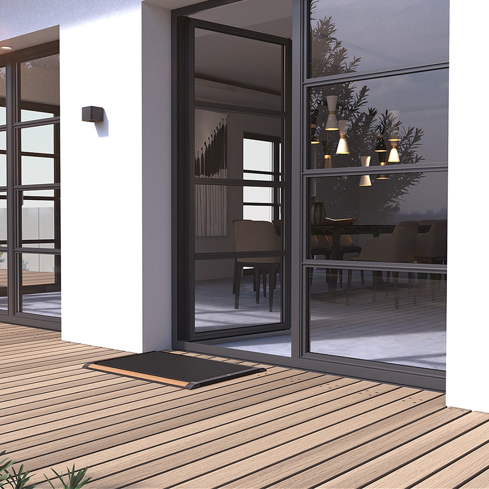 outdoor_mobile_img_1